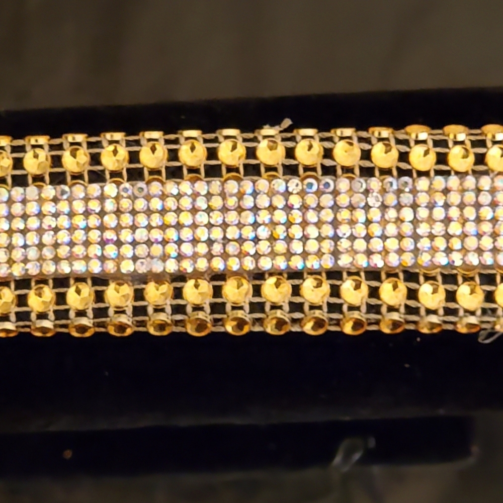 Gold Rhinestone Dog Collar - Picture 4 of 7